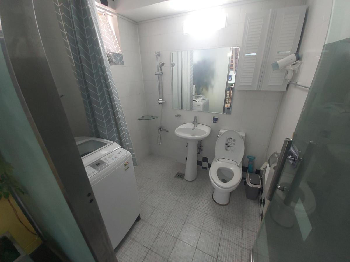 Buzz Guesthouse Hostel Seoul Exterior photo